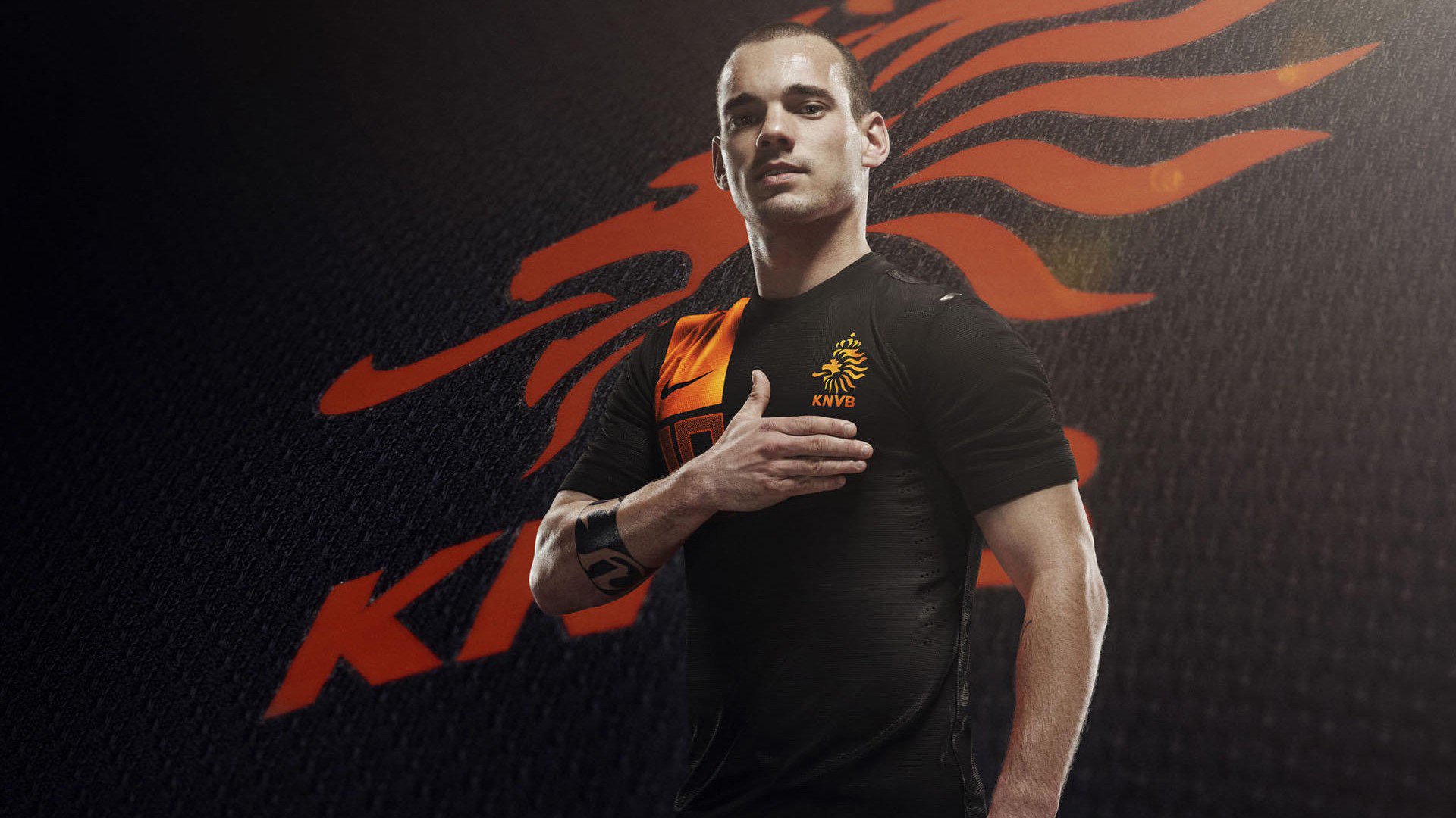 男子国家队尝试分组战术演练提高临场适应力